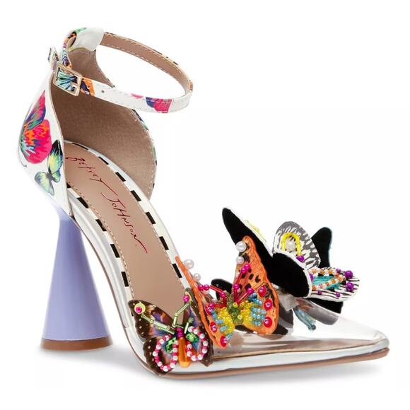 NIB Betsey Johnson Women's White Gidelle Pointed Toe Ankle Strap